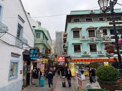 -老day牛杂(官也街总店)