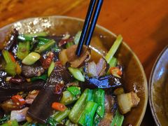 腊肉炒蕨粑-苗湘食府(十年店)