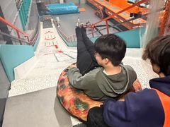 -极限PLAY运动娱乐新世界·团建派对潮玩休闲馆·室内蹦极高空游乐园