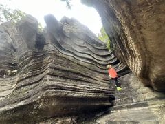 -梭布垭石林景区