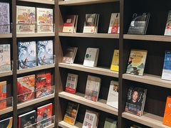 -钟书阁(群光广场店)