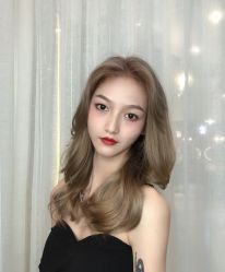 -十六番发型师事务所