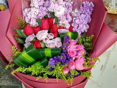 -万卉源鲜花店(百尚生活广场店)