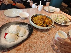 -红樱桃·欢乐餐厅(太原里店)