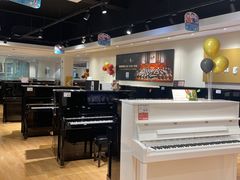 -柏斯音乐艺术中心·钢琴·吉他(上音店)