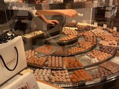 -Laderach 莱德拉(上海环贸iapm店)