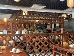 大堂-黄桷树曹家私房菜(江与城店)