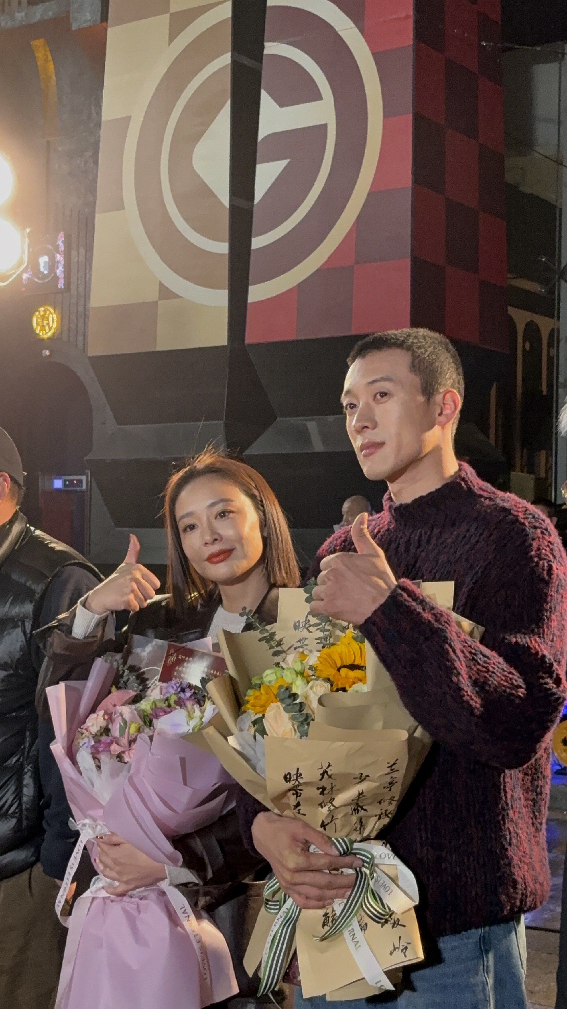 看完电影偶遇剧组杀青《再青春》