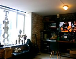 -Black Tattoo Studio