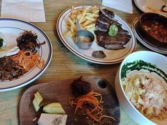 -羽深肉铺 Steak & Wine