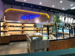 面包甜点陈列柜-福来天(威高广场店)