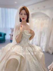 -AMOR艾沫婚纱奢品荟(设计师勒泰店)