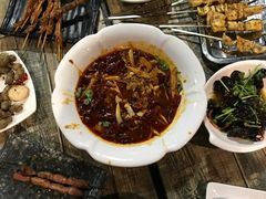 -郑享吃烧烤烩面(红专路店)