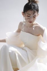 -Lady  Jane高端婚纱礼服馆