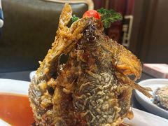 糖醋黄金鲤鱼-老牌坊鲁菜名店(聊城美食岛店)