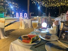 -亚龙湾希尔顿自助餐厅·海鲜·烧烤·沙滩BBQ·现场乐队