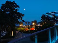 -JW万豪厨房餐厅·滨海草坪烧烤·海鲜·海景(三亚绿发山海天JW万豪酒店)