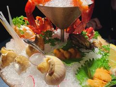 波士顿龙虾海鲜拼盘-弦月窗LUNETTE BY AMANDA(复兴路店)