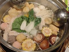 -润园四季椰子鸡火锅(卓越INTOWN店)