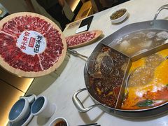 -左庭右院鲜牛肉火锅(浦江欢乐颂店)