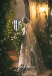 -雪中彩影婚纱摄影·微光艺术中心