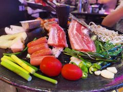 -豚豚家돈돈가韩国锅盖烤肉(新北万达店)