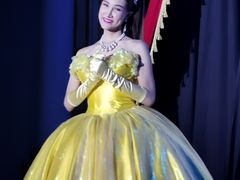 -金东尼人妖秀