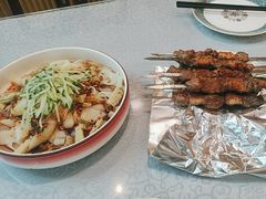 -汗腾格里·风味餐厅(新疆驻京办店)
