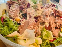 深海金枪鱼凯撒沙拉-春树下·院子露台西餐厅(中隐于市店)