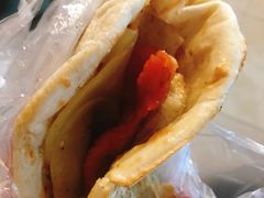 -董记蚌埠烧饼夹里脊(朝阳新村小区店)