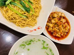 -东泰祥生煎馆(陕西南路店)