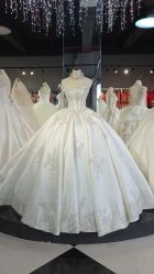 -珠海女王嫁衣馆(珠海左右创意园店)