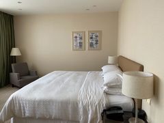 -上海龙之梦万丽酒店