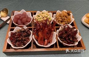 Exquisite Six-Taste Platter of Jiangnan
