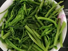 -小辣妹川味海鲜加工店(第一市场椰风巷店)