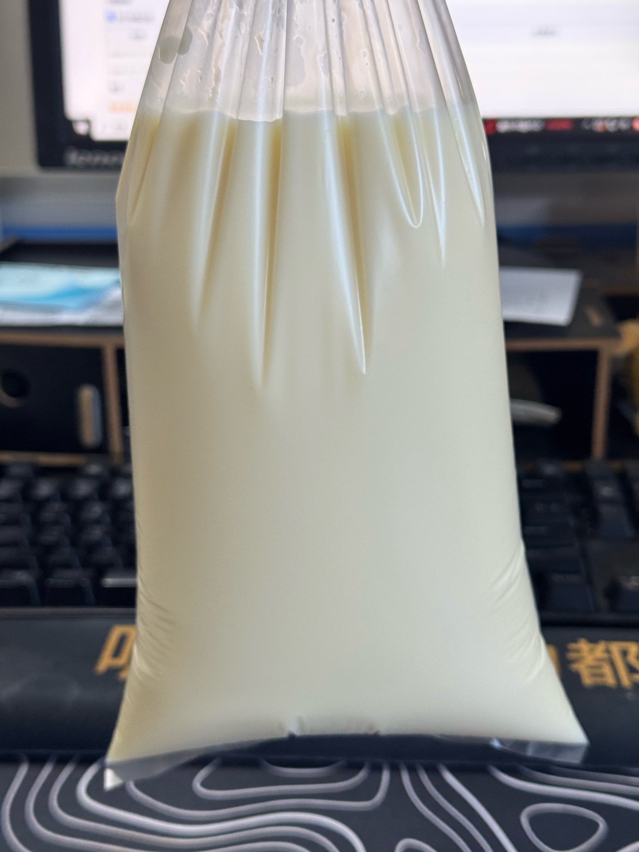 喝袋装豆浆小技巧