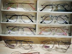 -Trend1881视光·蔡司视觉(领展广场店)
