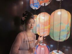 -一揽芳华汉服旗袍体验馆(拙政园店)