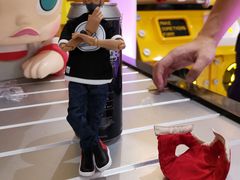 -泡泡玛特POPMART(上海环球港店)