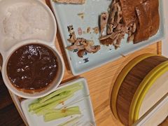 -沪华海鲜大酒楼(南汇店)