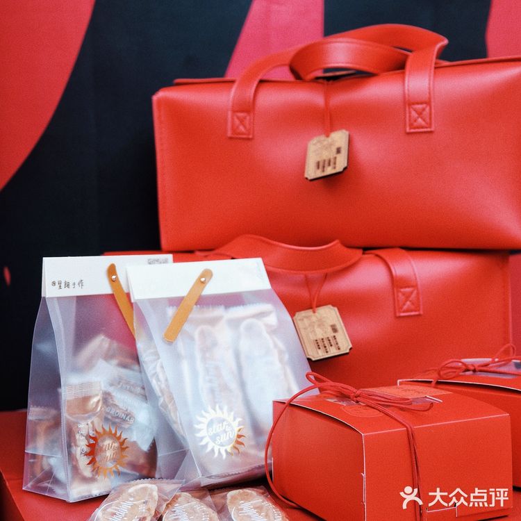 收到属于我的新年礼盒～