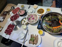 -围炉夜话·潮汕卤水火锅(榕江店)