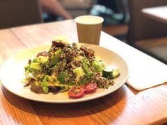 藜麦牛油果沙拉-麦田工坊(月湖店)