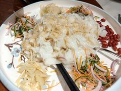 经典捞起陈村粉.-顺德一品粥·20年凤城老字号(芳村店)