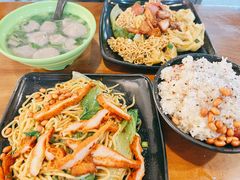 叉烧干捞扁实面-明叔捞面