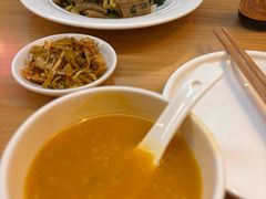 -上海跨国采购会展中心