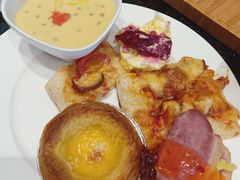 -东方红海鲜百汇(国际大厦店)