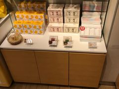 零售区-好利来(丰益桥店)