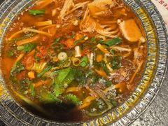 -鸿宇海鲜烧烤(红海新区店)