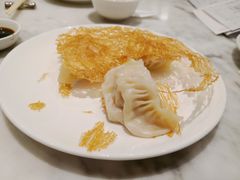 -香港百合居(LCM置汇旭辉广场店)